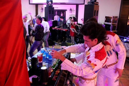 Музыкальная группа "DELUXE"