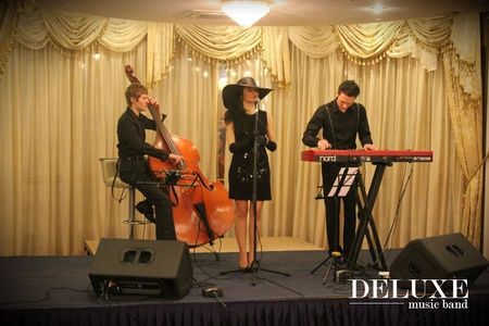 Группа DELUXE в President Hotel